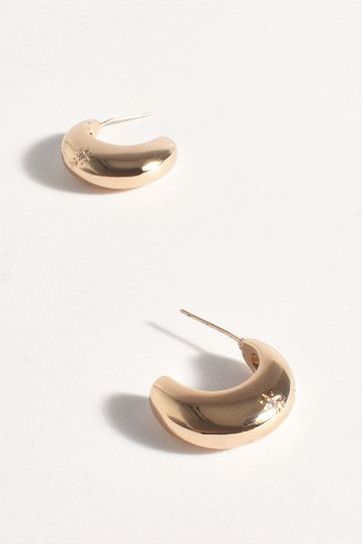 Polished Curve Front Event Earrings Gold