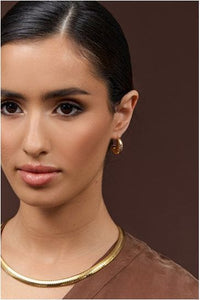 Polished Curve Front Event Earrings Gold