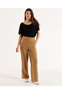 Pamela Pant Camel