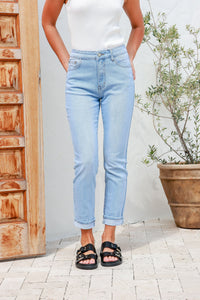 Carrie Mom Jean Blue